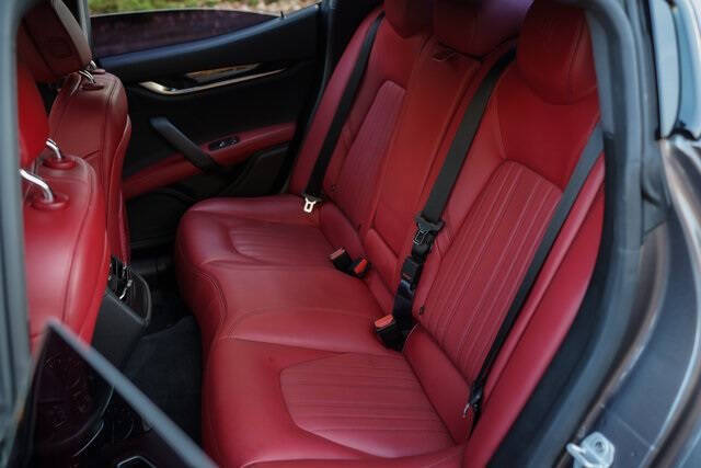 2023 Maserati Ghibli Modena