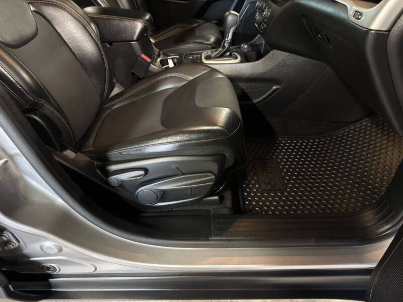 2018 Jeep Cherokee Latitude Plus