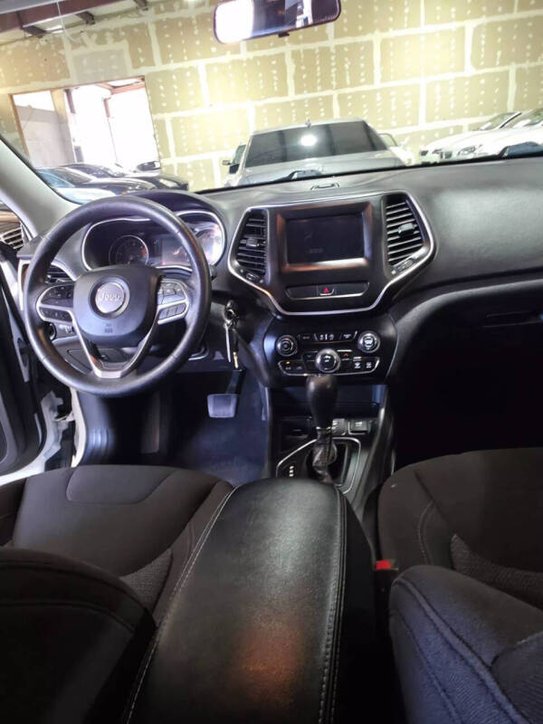 2019 Jeep Cherokee Latitude