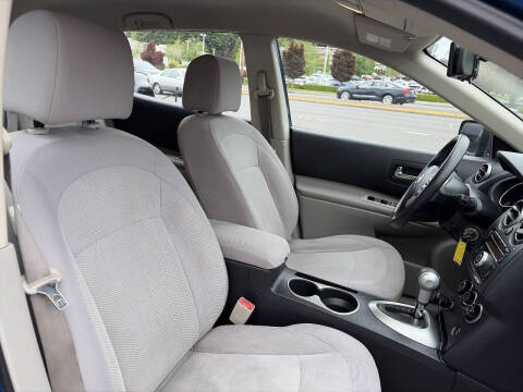 2011 Nissan Rogue S