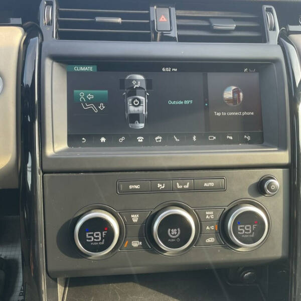 2020 Land Rover Discovery SE