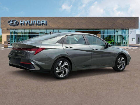 2025 Hyundai Elantra Hybrid Limited
