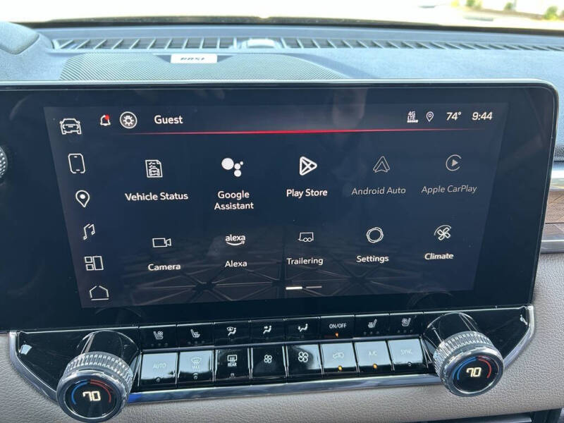 2025 GMC Canyon Denali