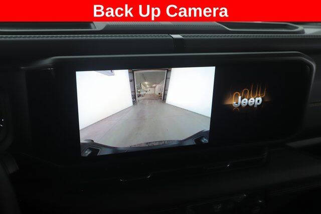 2026 Jeep Gladiator Sahara