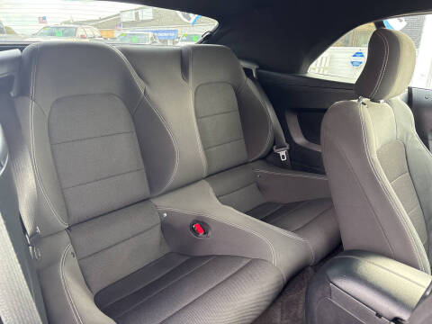 2015 Ford Mustang V6