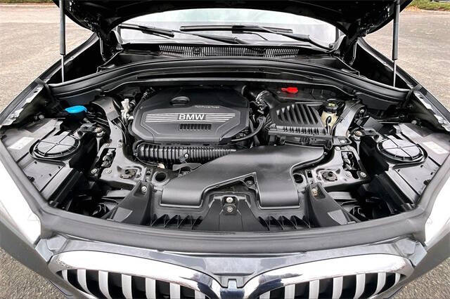 2021 BMW X1 xDrive28i