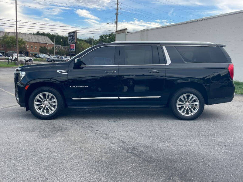 2022 GMC Yukon XL SLT