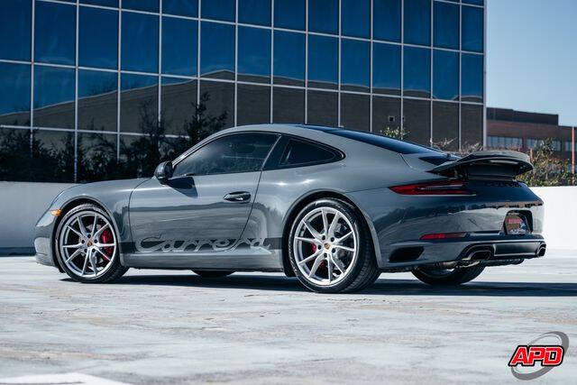 2017 Porsche 911 Carrera