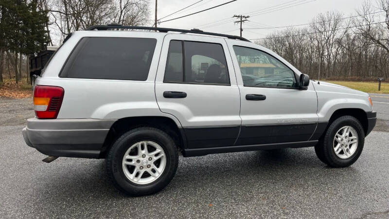 2004 Jeep Grand Cherokee Laredo photo 14