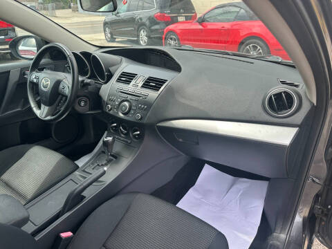 2012 Mazda MAZDA3 i Touring