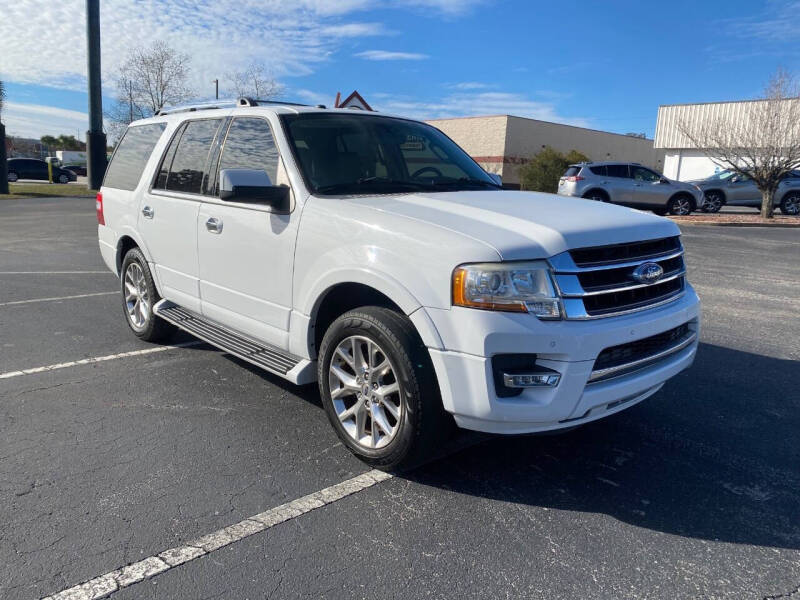 2016 Ford Expedition Limited's photo