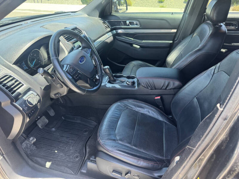 2017 Ford Explorer Sport