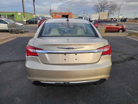 2014 Chrysler 200 Limited