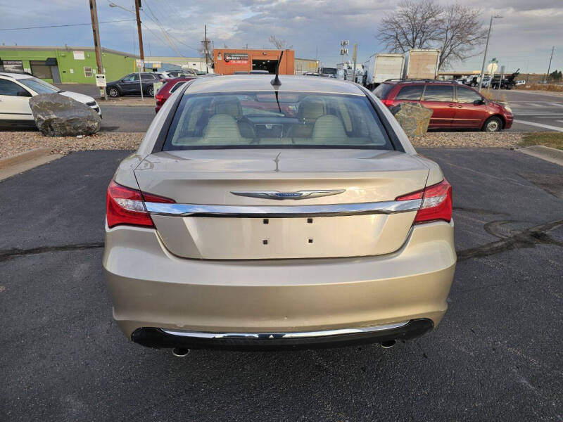 2014 Chrysler 200 Limited