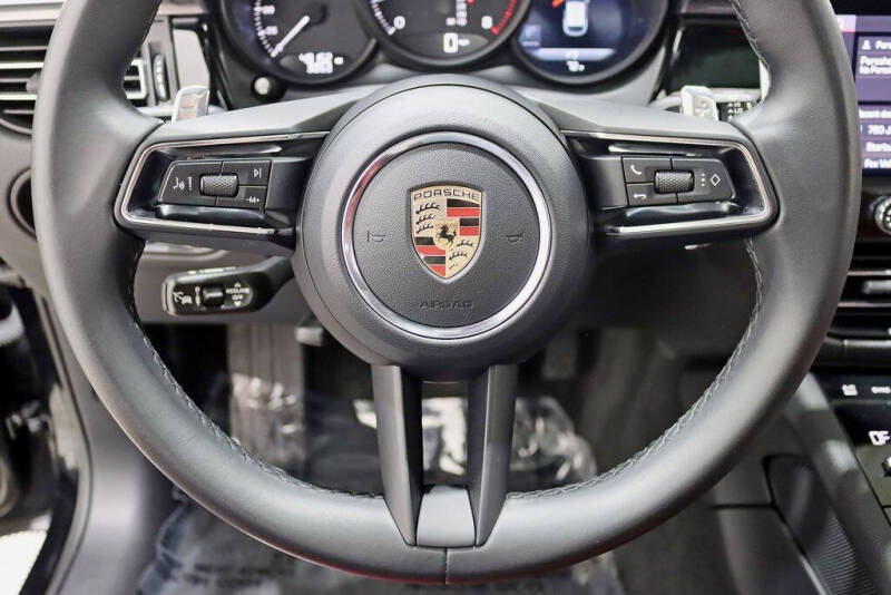 2023 Porsche Macan