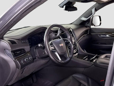 2020 Cadillac Escalade Platinum