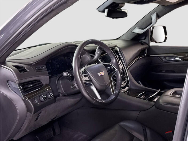 2020 Cadillac Escalade Platinum