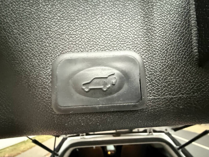 2016 GMC Acadia SLE-2