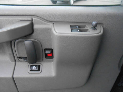 2017 Chevrolet Express LT 3500