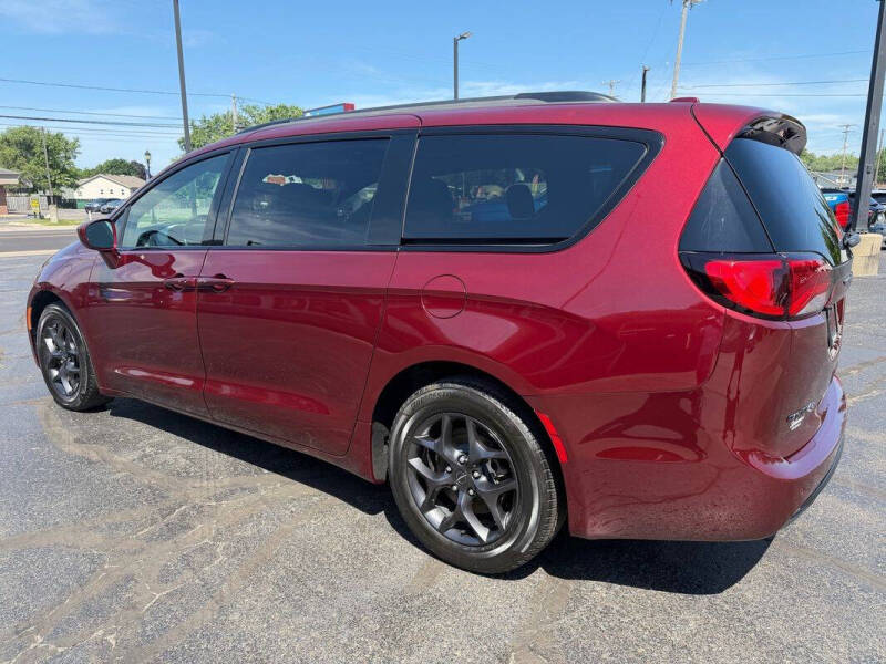 2018 Chrysler Pacifica Touring L Plus