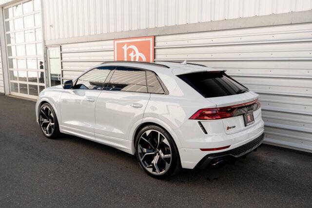 2023 Audi RS Q8 37