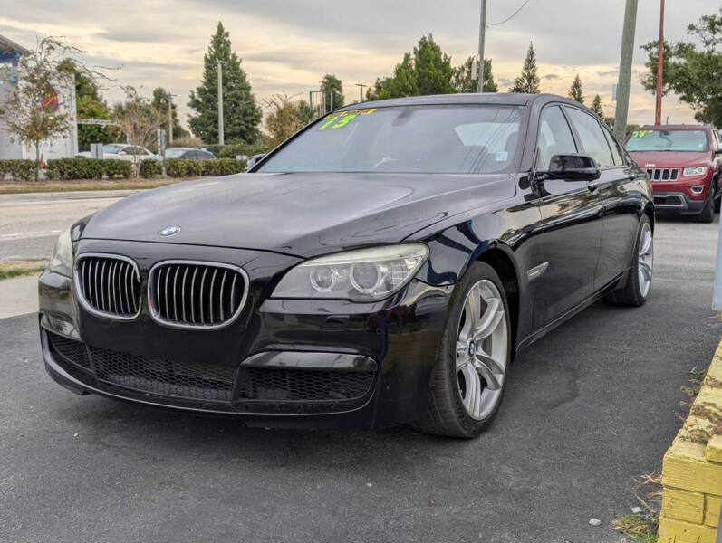2013 BMW 7 Series 740i's photo