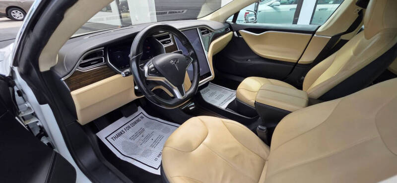 2014 Tesla Model S