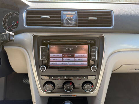 2015 Volkswagen Passat 1.8T Limited Edition