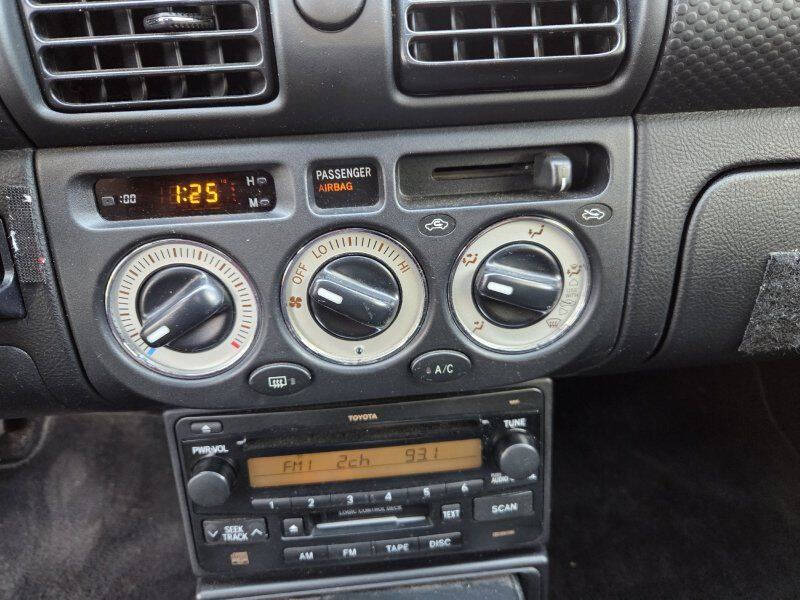 2003 Toyota MR2 Spyder