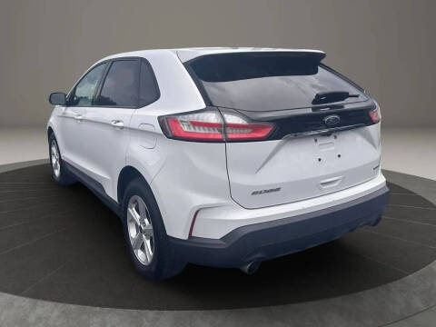 2020 Ford Edge SE