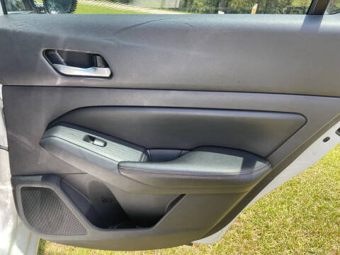 2020 Nissan Altima 2.5 SR