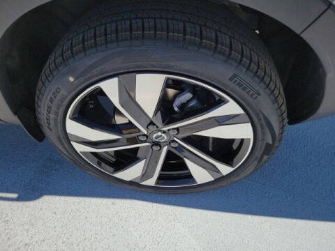 2026 Volvo XC40 B5 Ultra