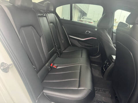 2024 BMW 3 Series 330i