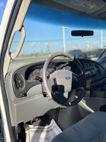 2008 Ford E-Series E-350 SD XL
