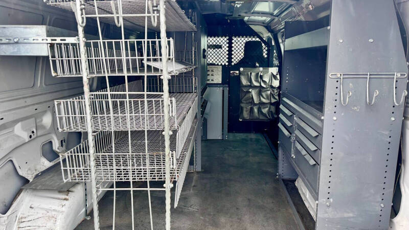 2010 Ford E-Series E-250