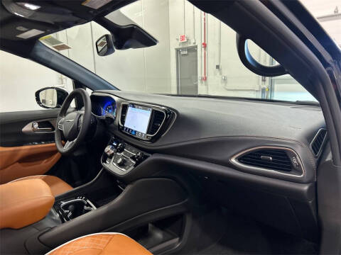 2026 Chrysler Pacifica Pinnacle