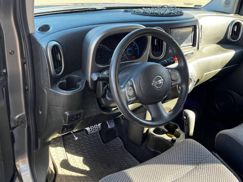 2010 Nissan cube