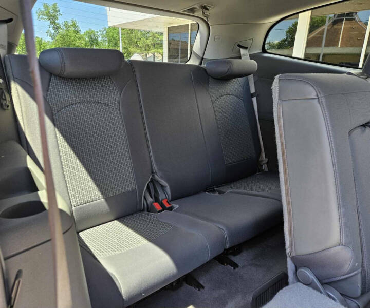 2010 Chevrolet Traverse LT