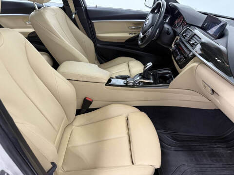 2017 BMW 3 Series 330i