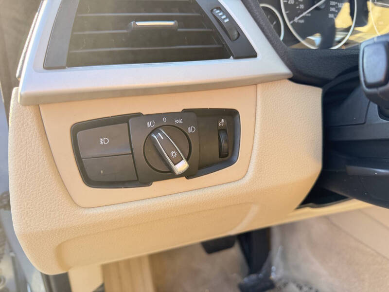 2014 BMW 3 Series 320i