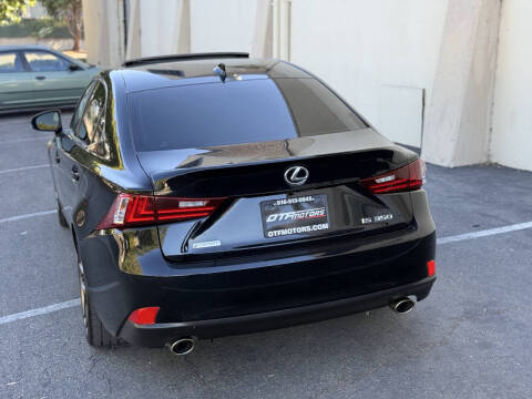 2016 Lexus IS 350