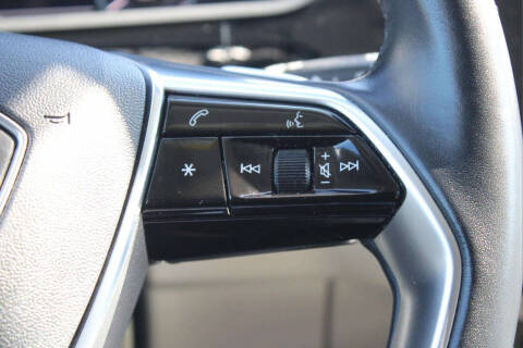 2019 Audi e-tron quattro Prestige