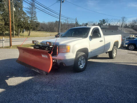 2007 GMC Sierra 2500HD for sale at Crystal Motors LLC in York PA