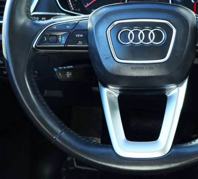 2020 Audi Q5 quattro Titanium Premium 45 TFSI