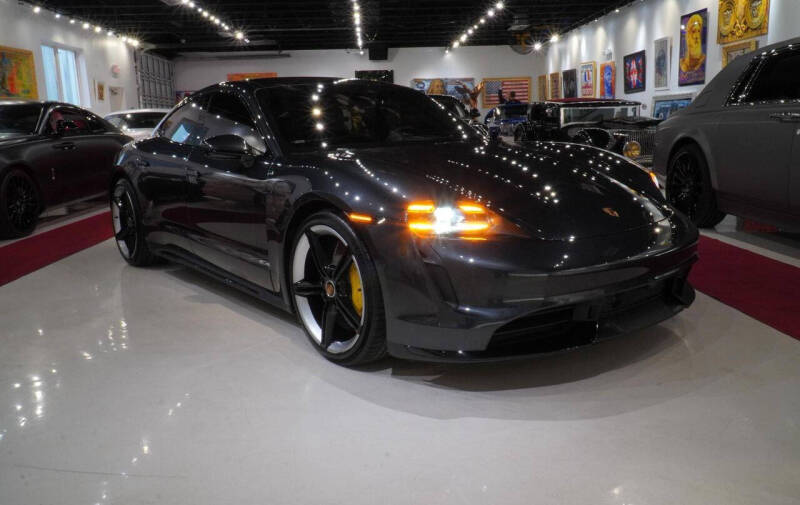 2020 Porsche Taycan Turbo