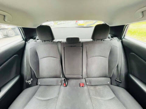 2018 Toyota Prius Three