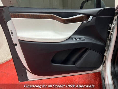 2016 Tesla Model X P90D