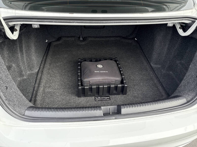 2018 Volkswagen Jetta 1.8T SE Sport