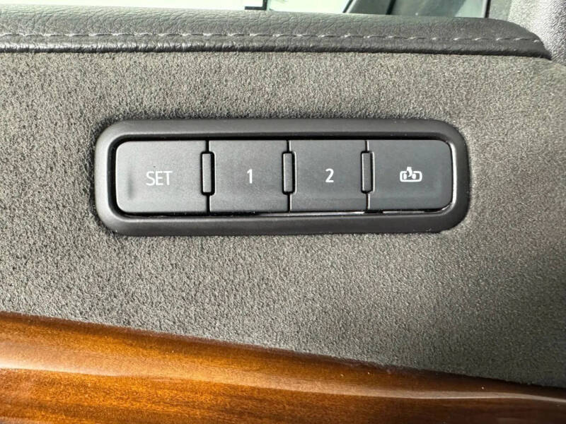 2019 Cadillac Escalade ESV Luxury