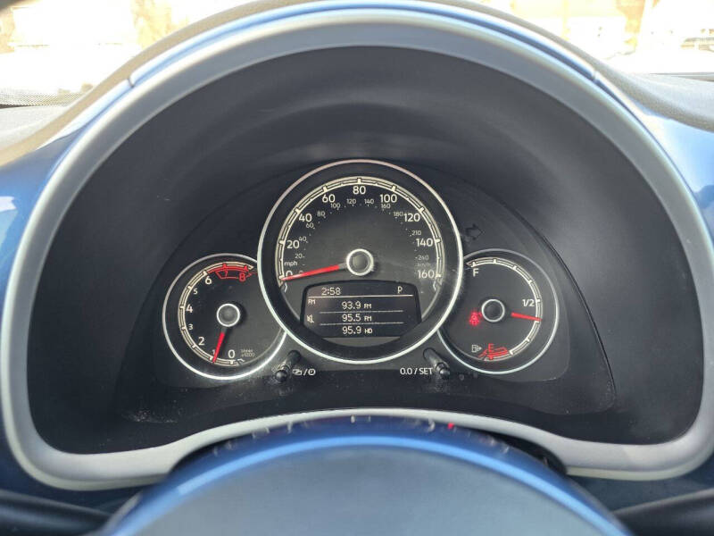 2018 Volkswagen Beetle 2.0T SE